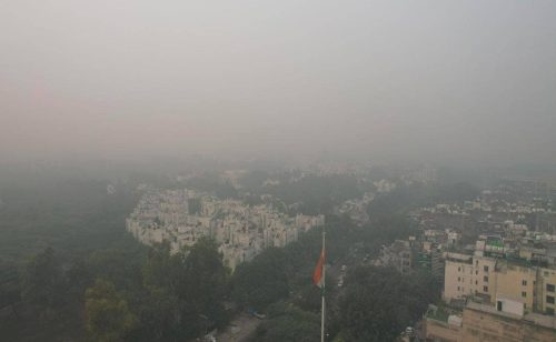Delhi’s severe pollution: Learn about health impacts, symptoms, and precautions.